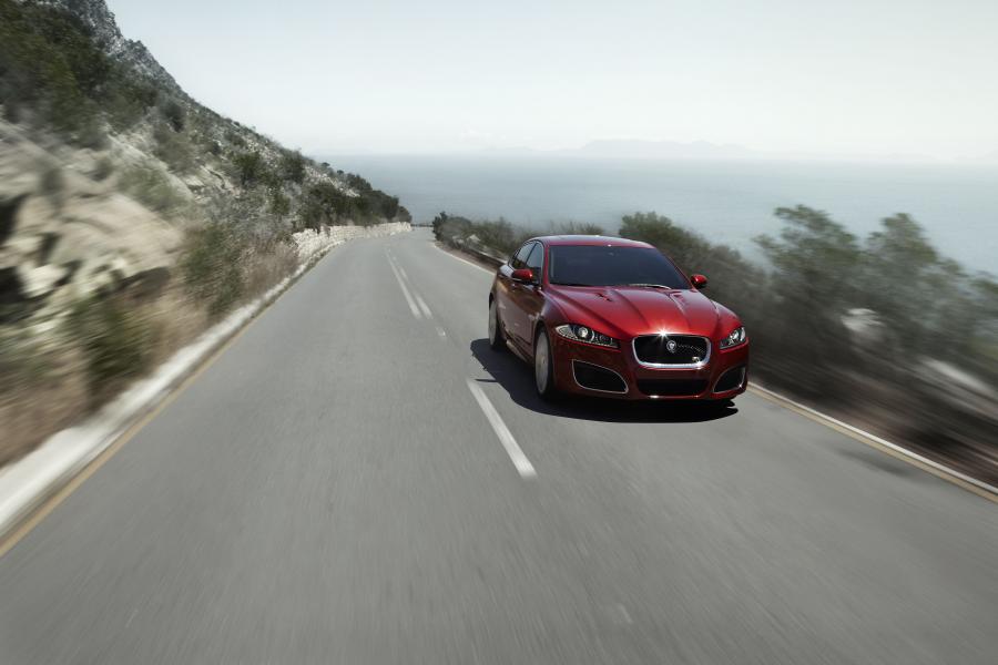  Jaguar XFR 2011 года  (фото 18 из 20)